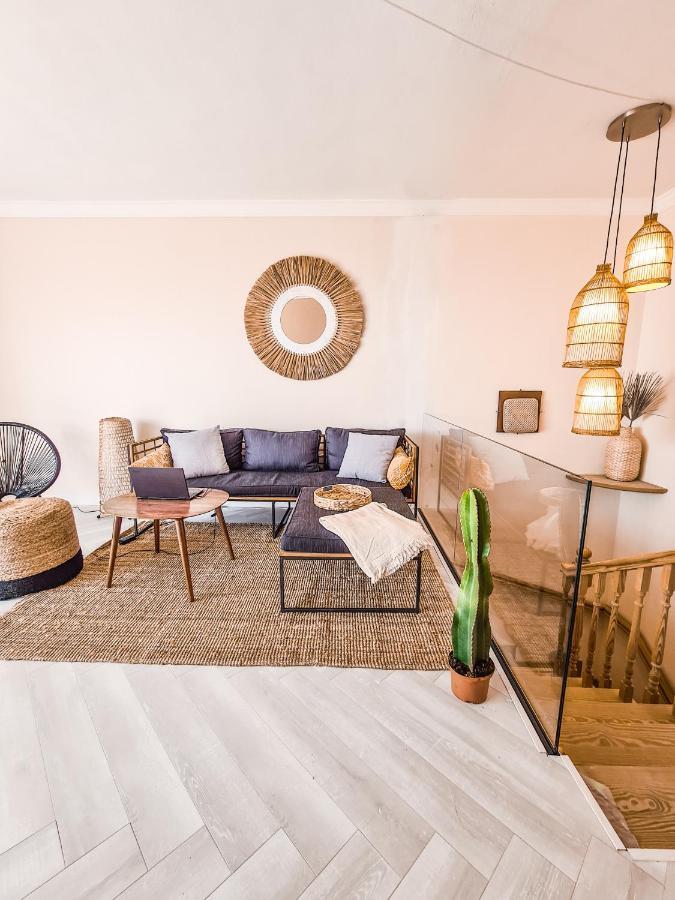 Oceanview Boutique House, 125 Sqm, Parking, Sunset Rooftop Адехе Екстериор снимка
