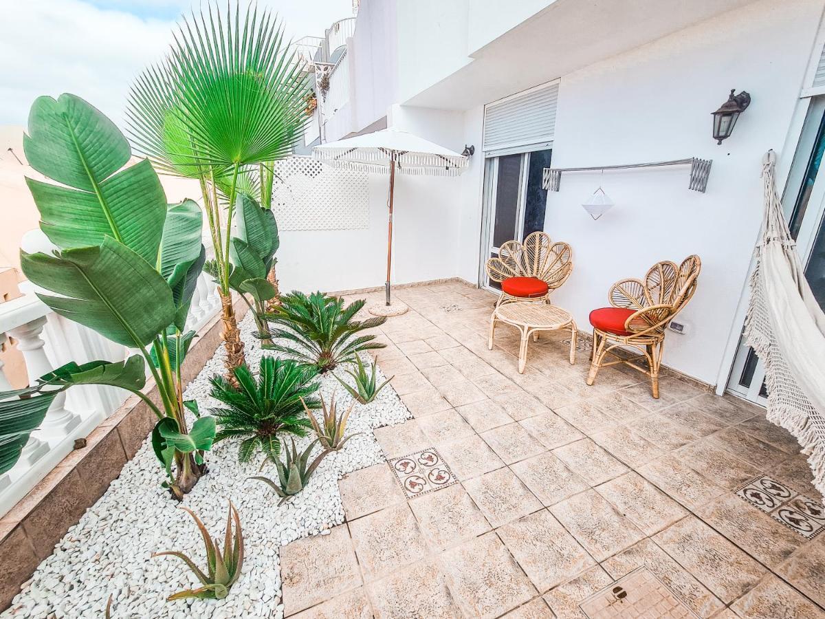 Oceanview Boutique House, 125 Sqm, Parking, Sunset Rooftop Адехе Екстериор снимка